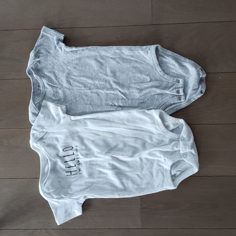 3/$18 - 18M Carter's short sleeve onesie